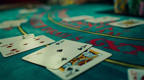 How to Count Cards in Blackjack (and Beat the House) .